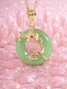 NEW ARRIVALS STATEMENT NECKLACE